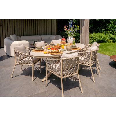 Sara/Ventaro ovale tuinset 240x115 cm. - Latte