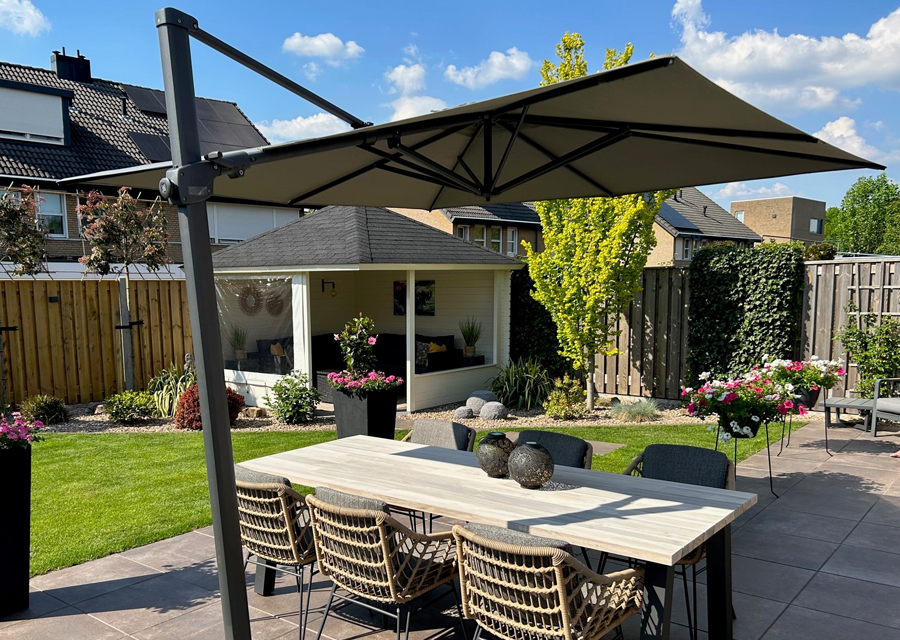 De 5 beste zweefparasols Volgens Van der Garde Tuinmeubelen